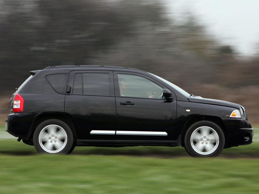  Jeep Compass 2007 года  (UK) (фото 15 из 20)